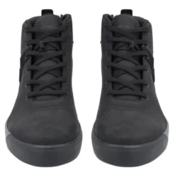 Buty krótkie RICHA TRAVIS WP BLACK czarny
