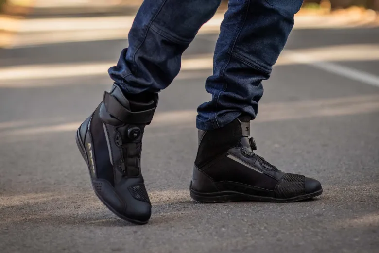 Buty krótkie SECA APEX PRO BLACK czarny