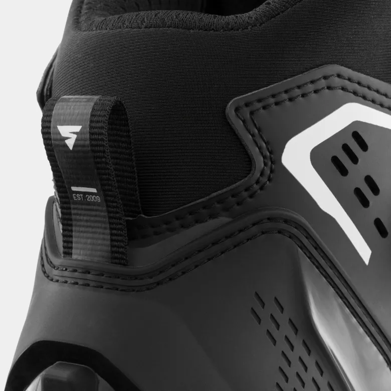 Buty krótkie SHIMA ENZO AIR BLACK/WHITE czarny biały