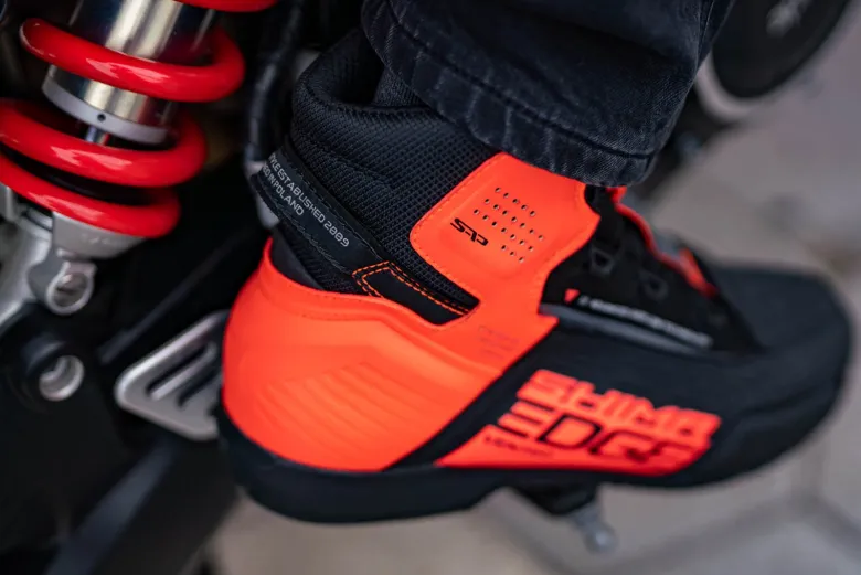 Buty motocyklowe krótkie Shima Edge Vent Men czerwony