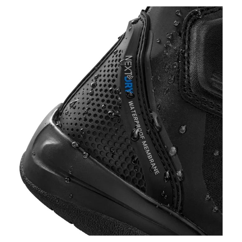 Buty turystyczne SHIMA STRATO MEN WP BLACK czarny