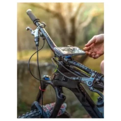 Nakładka przeciwdeszczowa QUAD LOCK MAG iPhone 15 Pro Max przezroczysty