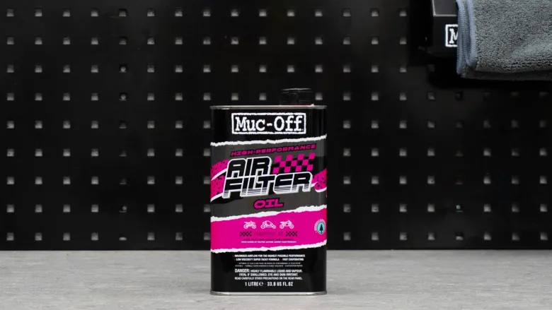 Olej do filtrów powietrza MUC-OFF 1L