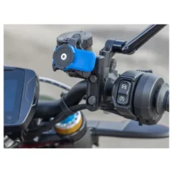 Podstawa QUAD LOCK montowana w obejmie pompy hamulca/sprzęgła czarny