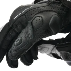 Rękawice sportowe SHIMA XRS-3 WHITE