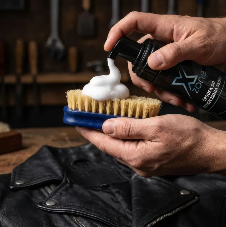 Środek do czyszczenia odzieży skórzanej XZONE 150ml