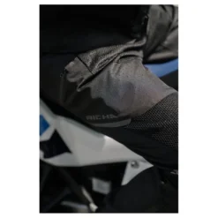 Spodnie tekstylne RICHA AIRVENT EVO 3 SHORT BLACK czarny