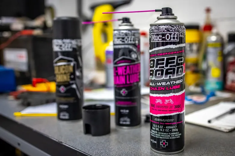 Spray do łańcucha MUC-OFF OFF-ROAD ALL WEATHER