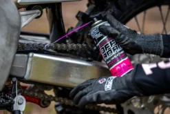 Spray do łańcucha MUC-OFF OFF-ROAD ALL WEATHER